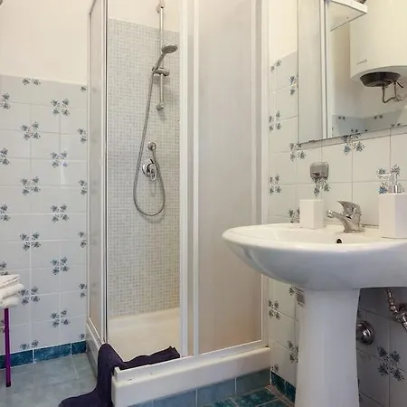 St Peter Chic Guest house